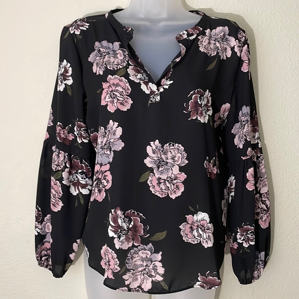 Loft Black Floral Mixed media shirt